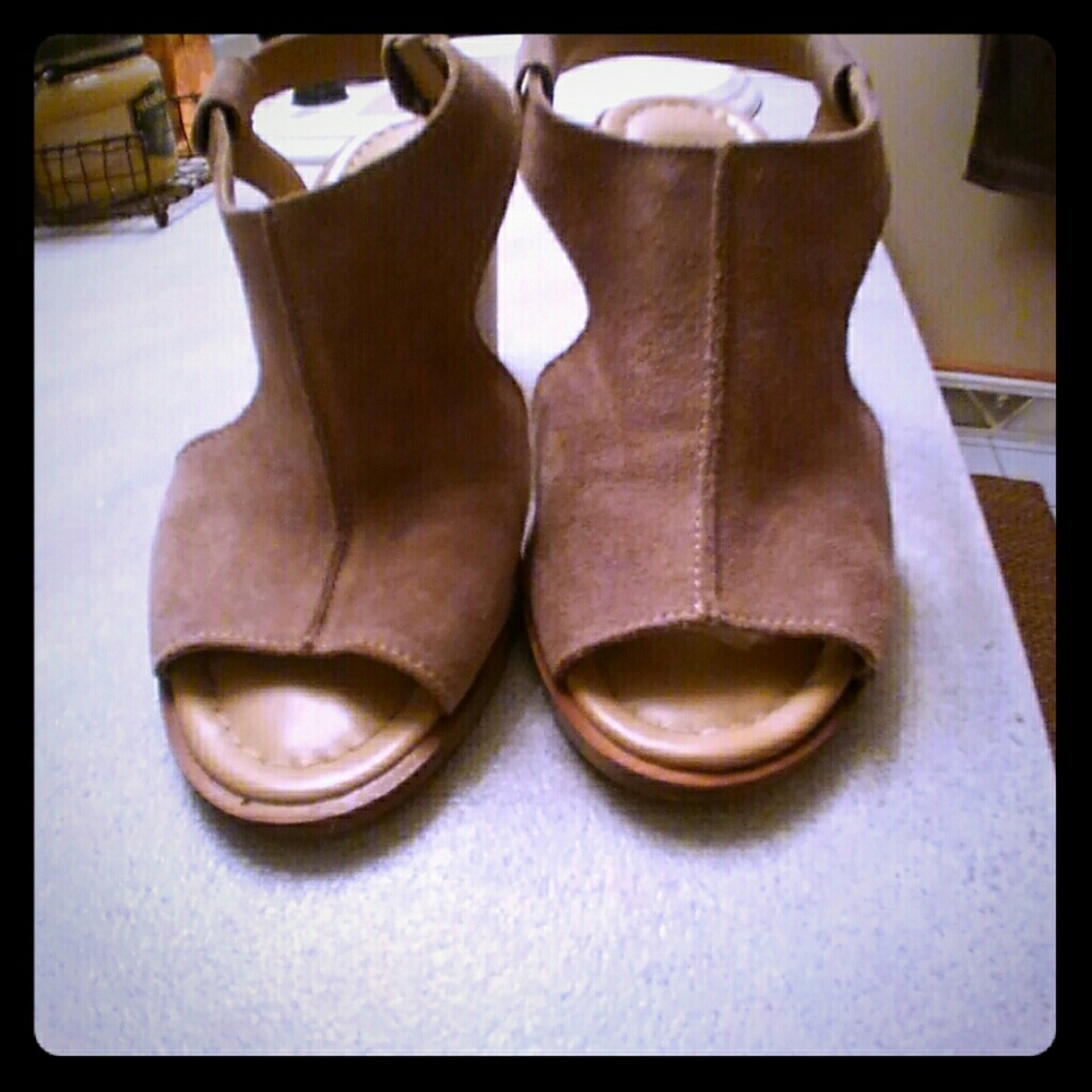 Shoes